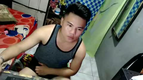Snapshot of urhardfucker28xxx chatting on 04-15-26, 06:04 Juven online show from 04-15-26, 06:04