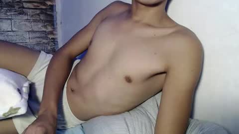 urhotasian_xxx online show from 10-26-25, 03:45