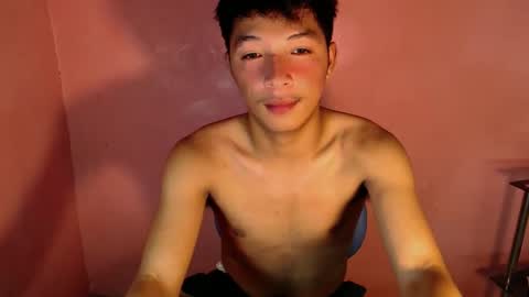 Snapshot of urhotethanxx chatting on 12-05-24, 10:33 Ethan online show from 12-05-24, 10:33