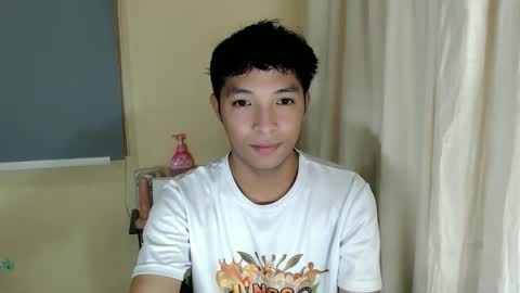 Snapshot of urhotethanxx chatting on 10-12-25, 04:28 Ethan online show from 10-12-25, 04:28