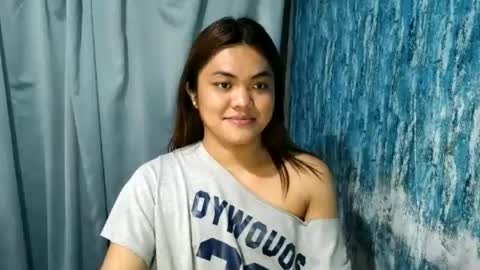 Snapshot of urhottie_bella chatting on 06-26-26, 05:01 urhottie_bella online show from 06-26-26, 05:01
