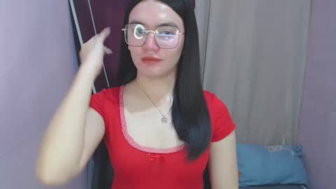 Snapshot of urhottiest_katey chatting on 05-04-26, 06:20 Katey online show from 05-04-26, 06:20