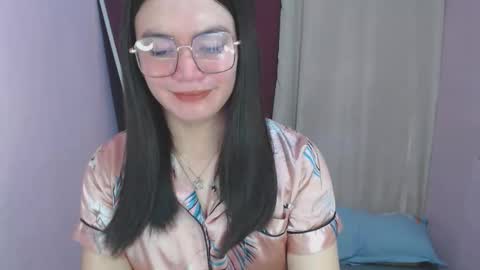 Snapshot of urhottiest_katey chatting on 05-07-26, 06:19 Katey online show from 05-07-26, 06:19
