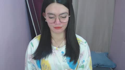 Snapshot of urhottiest_katey chatting on 05-09-26, 07:02 Katey online show from 05-09-26, 07:02