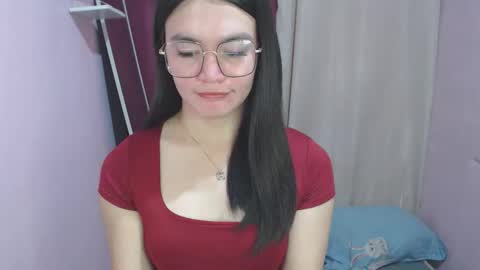 Snapshot of urhottiest_katey chatting on 05-21-26, 04:52 Katey online show from 05-21-26, 04:52