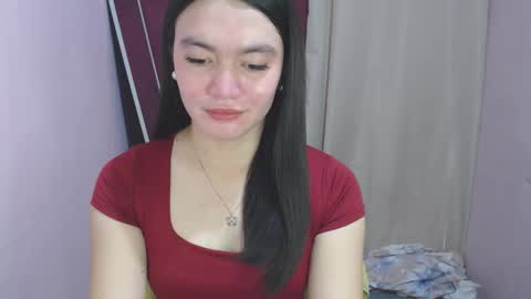 Snapshot of urhottiest_katey chatting on 05-25-26, 03:23 Katey online show from 05-25-26, 03:23