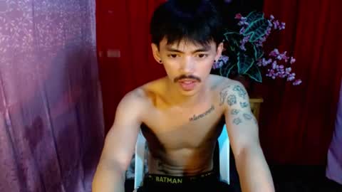 Snapshot of urhunky_boy chatting on 07-18-26, 04:05 urhunky_boy online show from 07-18-26, 04:05