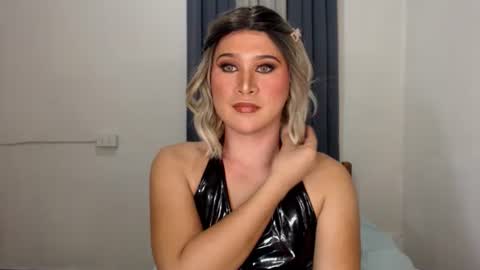 Zoe online show from 12-20-24, 04:20