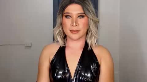 Zoe online show from 12-22-24, 03:33