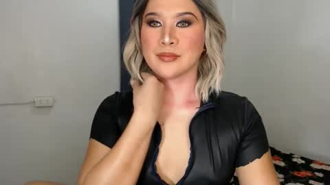 Zoe online show from 01-04-25, 08:17