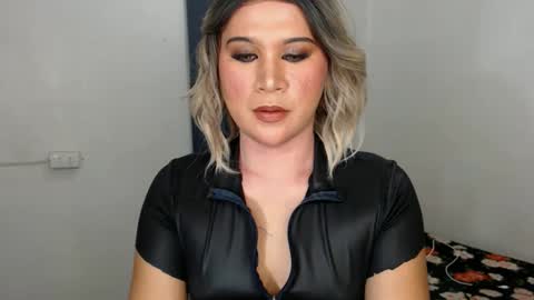 Zoe online show from 01-06-25, 04:26