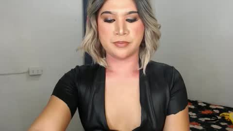 Zoe online show from 01-10-25, 02:14