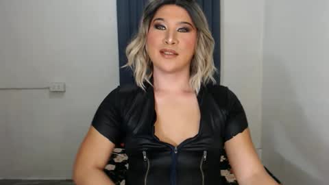 Zoe online show from 01-14-25, 10:23