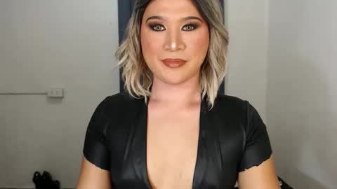 Zoe online show from 01-15-25, 11:32