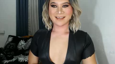 Zoe online show from 01-20-25, 12:15