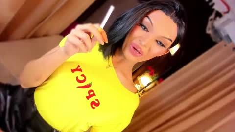 Snapshot of urladyprincessmassivecock chatting on 02-21-25, 09:11 jhaii online show from 02-21-25, 09:11