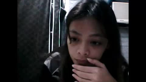 juliana online show from 12-18-25, 03:40