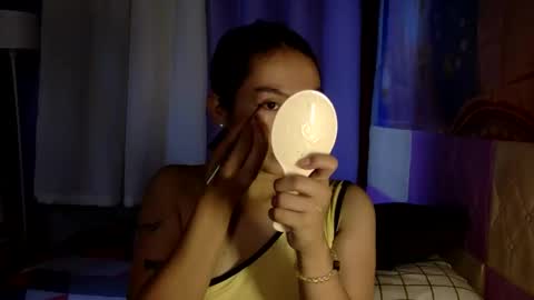 Snapshot of urlvelvypinoy chatting on 06-10-26, 02:34 Arney online show from 06-10-26, 02:34