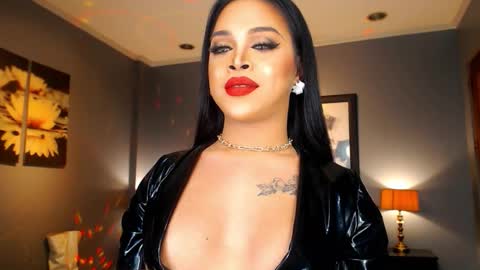 UrMajestyTyra online show from 02-19-26, 01:45