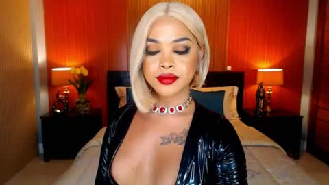 Snapshot of urmajestytyra chatting on 06-22-26, 03:25 UrMajestyTyra online show from 06-22-26, 03:25