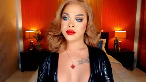 Snapshot of urmajestytyra chatting on 07-13-26, 01:52 UrMajestyTyra online show from 07-13-26, 01:52
