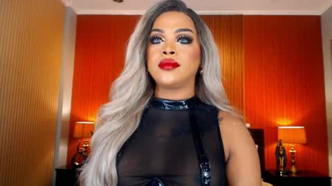 Snapshot of urmajestytyra chatting on 07-13-26, 07:27 UrMajestyTyra online show from 07-13-26, 07:27