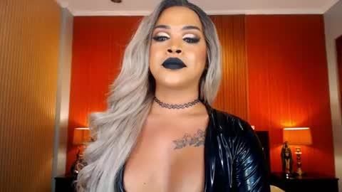 Snapshot of urmajestytyra chatting on 07-15-26, 12:38 UrMajestyTyra online show from 07-15-26, 12:38