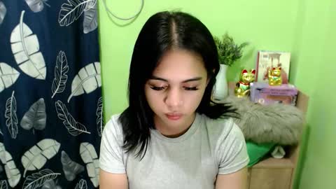 urmystical_sofie online show from 10-04-25, 10:46