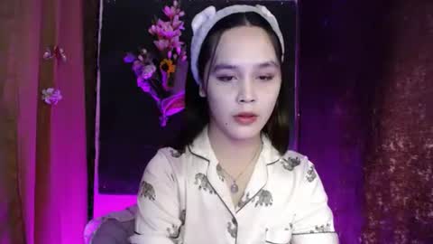 Pia online show from 01-07-26, 01:02