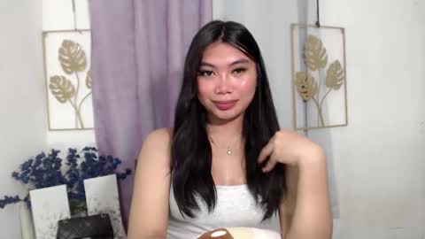 urpinay_sandra69 online show from 04-18-26, 01:31