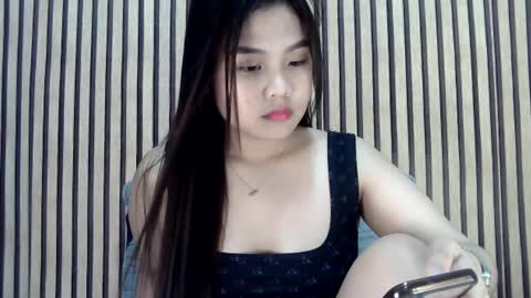 Snapshot of urpinaycutie chatting on 02-17-25, 12:38 urpinaycutie online show from 02-17-25, 12:38