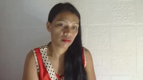 Snapshot of urpinaymorena chatting on 02-12-25, 08:38 Aleah online show from 02-12-25, 08:38