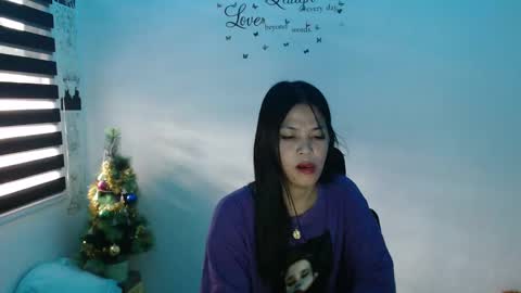 hi im kim online show from 12-12-24, 05:52