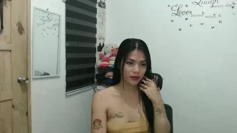 hi im kim online show from 02-10-25, 12:08