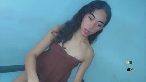 urpretty_mistake online show from 02-10-26, 04:33