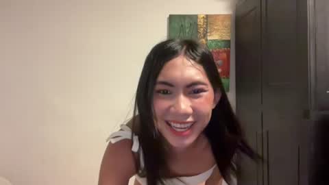 Snapshot of urpretty_mistake chatting on 06-18-26, 03:27 urpretty_mistake online show from 06-18-26, 03:27