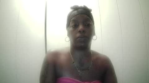 Snapshot of ursecretloveroverall chatting on 07-27-26, 03:02 ursecretloveroverall online show from 07-27-26, 03:02