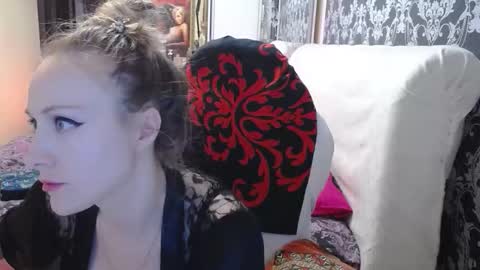 UrSecretTreasure88 online show from 10-05-25, 10:13