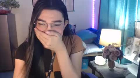 Snapshot of urwetasianprincessxx chatting on 12-10-24, 10:17 Ashley Kate Mateo Gray online show from 12-10-24, 10:17