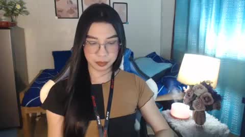 Snapshot of urwetasianprincessxx chatting on 01-24-25, 12:31 Ashley Kate Mateo Gray online show from 01-24-25, 12:31