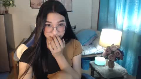 Snapshot of urwetasianprincessxx chatting on 03-09-25, 02:32 Ashley Kate Mateo Gray online show from 03-09-25, 02:32