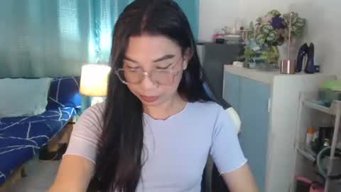 Snapshot of urwetasianprincessxx chatting on 09-09-25, 11:32 Ashley Kate Mateo Gray online show from 09-09-25, 11:32