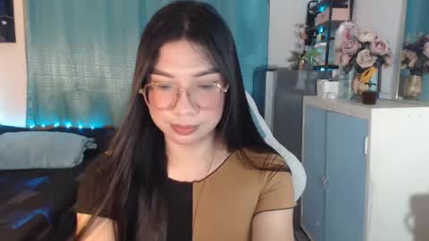 Ashley Kate Mateo Gray online show from 03-24-26, 10:09