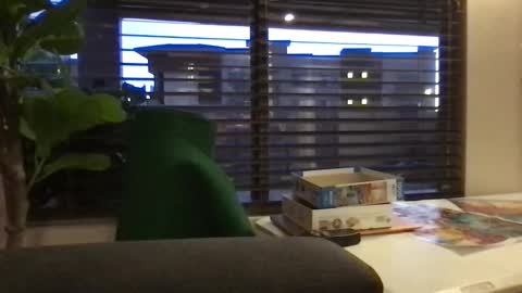 Urwivesaffair online show from 12-19-25, 12:39