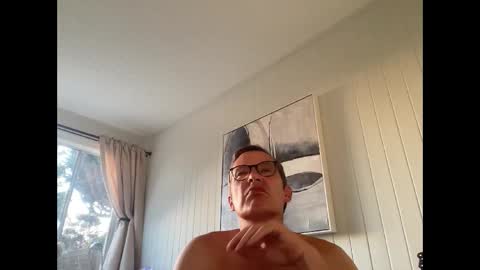 Snapshot of usablemale chatting on 10-09-25, 01:25 P online show from 10-09-25, 01:25