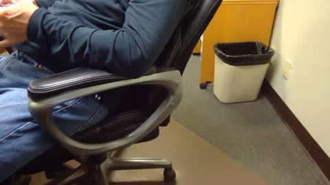 useemie online show from 10-29-25, 06:53