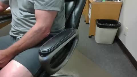 useemie online show from 05-23-26, 12:27