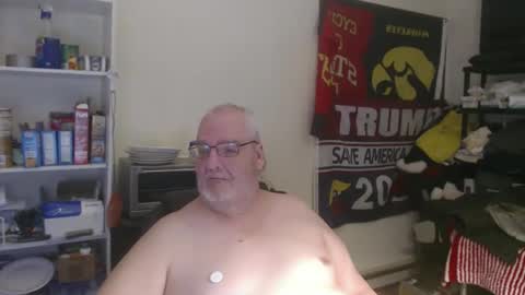 Eric online show from 03-08-25, 04:56