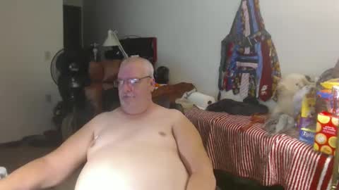 Eric online show from 10-06-25, 02:58