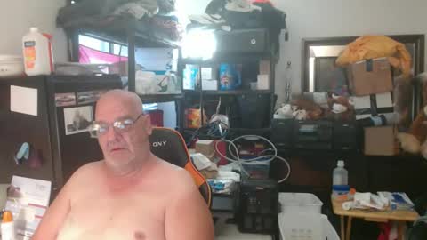 Snapshot of usgoober chatting on 06-05-26, 12:00 Eric online show from 06-05-26, 12:00